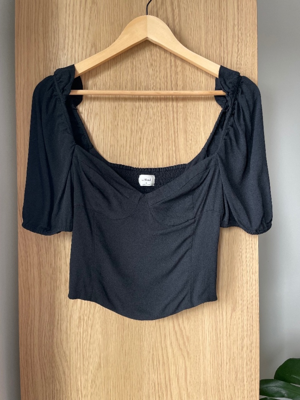 Aritzia Wilfred Novella Shortsleeve Blouse - Size M